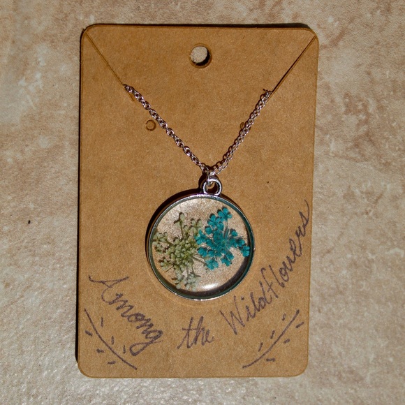 Jewelry - ‼️SOLD‼️TURQUOISE & WHITE QUEEN ANNE'S LACE NECKLACE